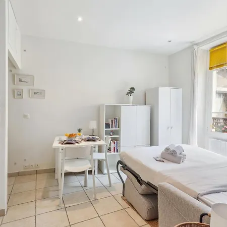 Bnbnook - Latin Quarter Studio By Pantheon & Seine